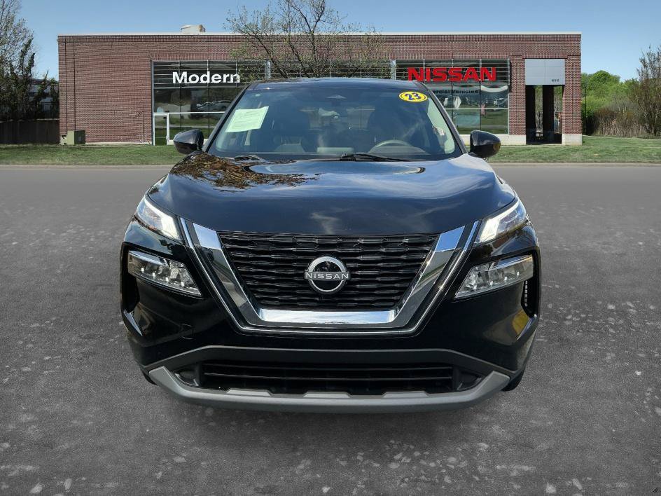 Certified 2023 Nissan Rogue SV FWD image 6