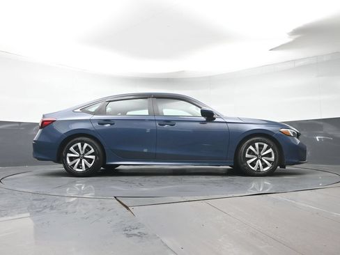 Used 2025 Honda Civic LX image 30