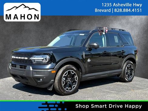 New 2025 Ford Bronco Sport Outer Banks w/ Outer Banks Tech Package+ AWD/4WD image 1