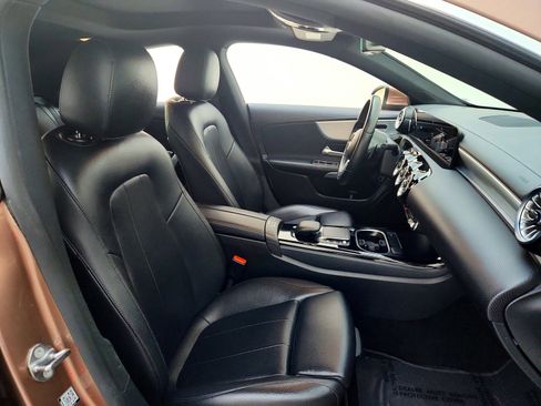 Used 2023 Mercedes-Benz CLA 250 CLA 250 w/ Premium Package image 25