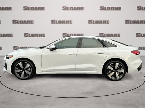 Used 2025 Audi A5 2.0T Premium Plus w/ Premium Plus image 2