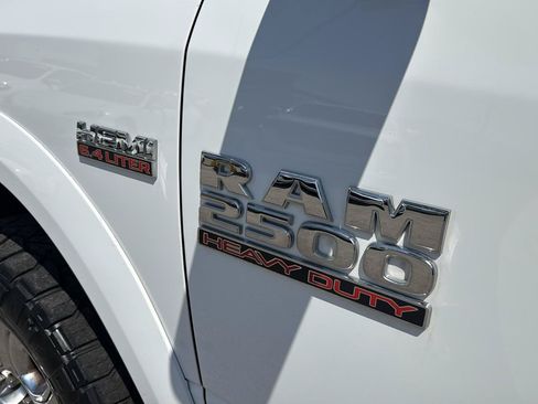 Used 2016 RAM 2500 Laramie w/ Convenience Group AWD/4WD image 8