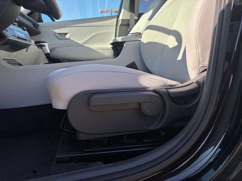 Used 2026 Hyundai Kona SEL Sport FWD image 21
