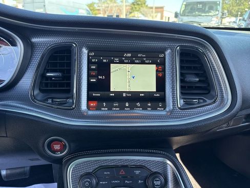 Used 2018 Dodge Challenger SRT Hellcat image 18