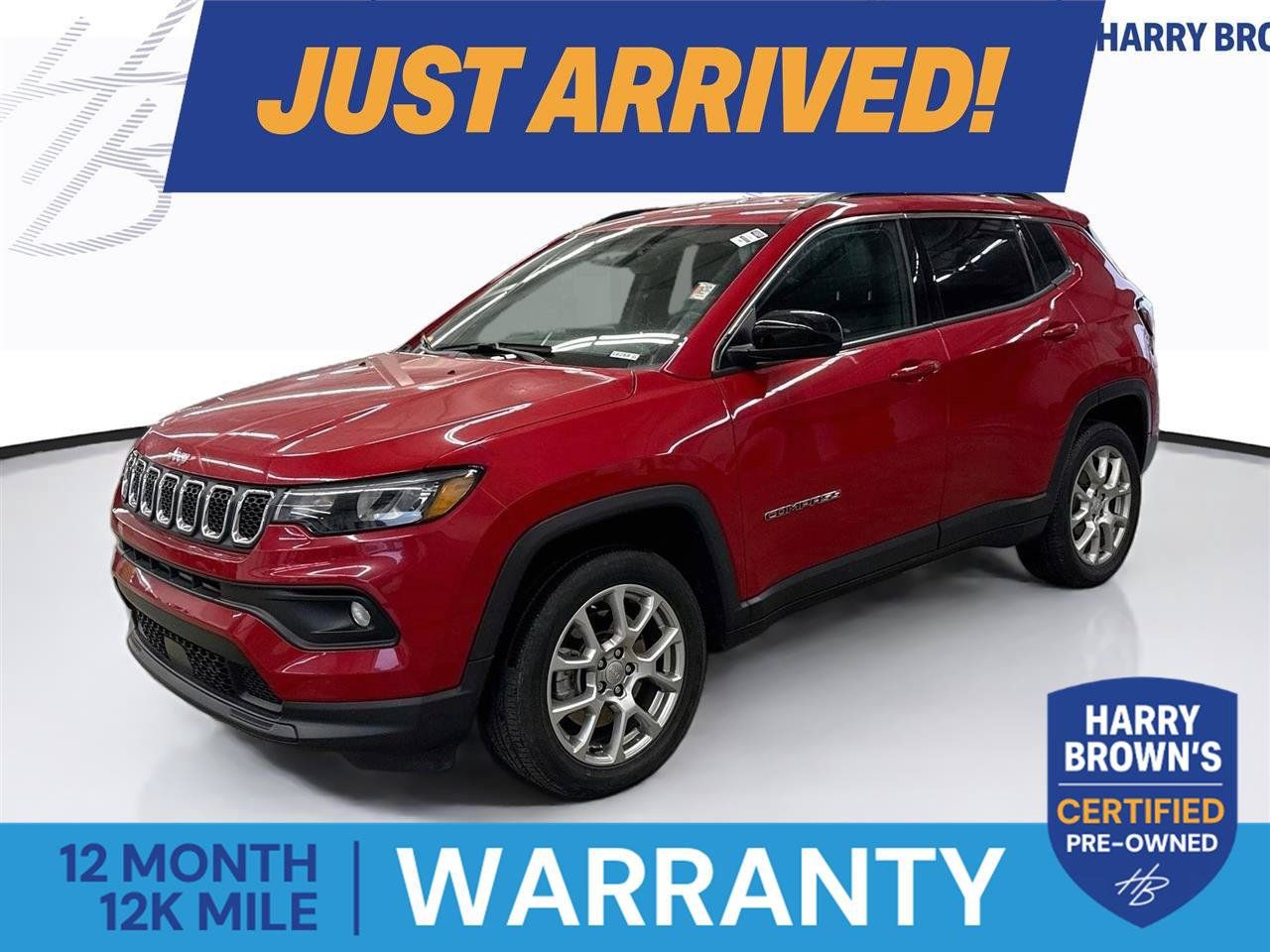 Used 2023 Jeep Compass Latitude AWD/4WD image 1