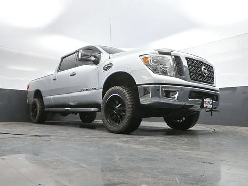 Used 2016 Nissan Titan XD AWD/4WD image 49