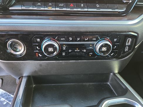 Used 2022 GMC Sierra 1500 SLT w/ SLT Convenience Package image 29