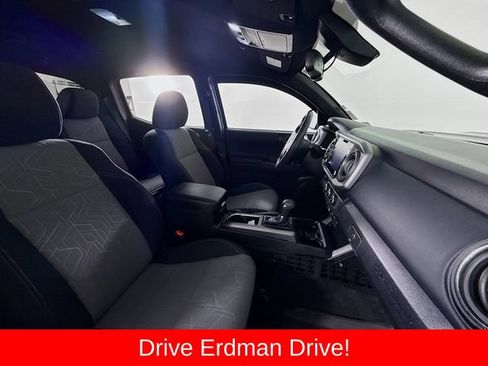 Certified 2023 Toyota Tacoma TRD Sport w/ Advanced Technology Package AWD/4WD image 24