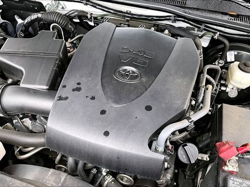 Certified 2021 Toyota Tacoma TRD Sport image 29