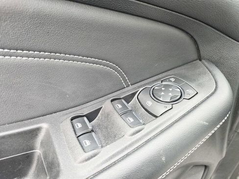 Used 2022 Ford Edge Titanium image 38