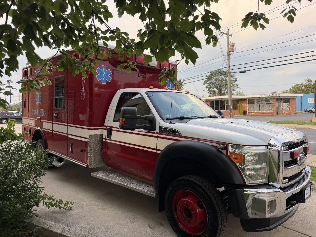 Used 2012 Ford F450 XLT w/ Ambulance Preparation Pkg RWD image 6