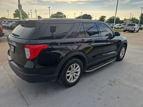 Used 2021 Ford Explorer 2WD image 3