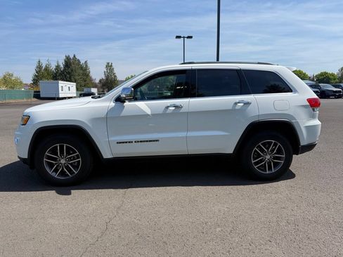 Used 2018 Jeep Grand Cherokee Limited w/ Trailer Tow Group IV AWD/4WD image 4