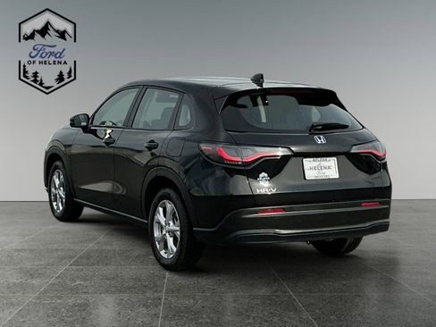 Used 2023 Honda HR-V LX image 3