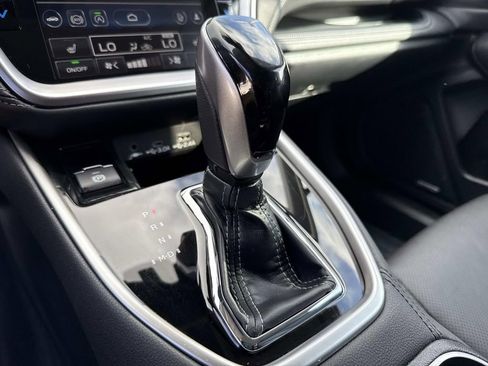 Used 2025 Subaru Outback Limited w/ Popular Package #2 image 31