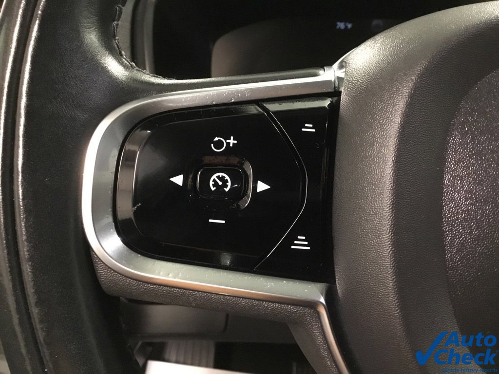 Used 2021 Volvo XC90 T6 Momentum AWD/4WD image 48