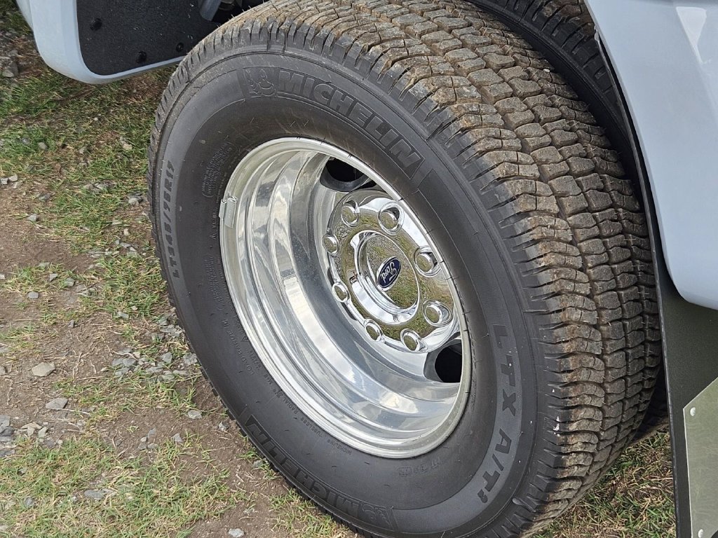 New 2027 Ford F350 Lariat AWD/4WD image 5