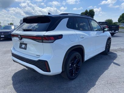 New 2026 Volkswagen Tiguan SE R-Line