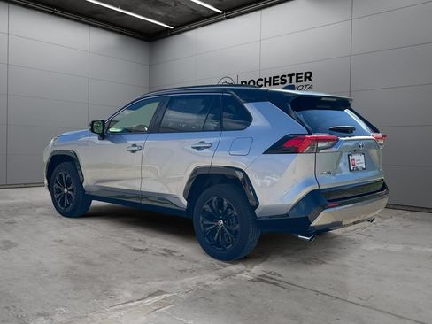 Certified 2022 Toyota RAV4 XSE w/ XSE Grade Weather Package AWD/4WD image 3