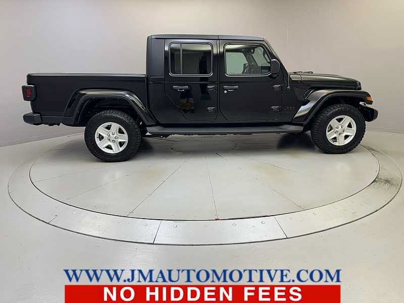 Used 2022 Jeep Gladiator Sport AWD/4WD image 6