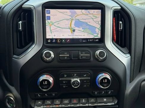Used 2020 GMC Sierra 1500 SLT w/ SLT Premium Plus Package AWD/4WD image 13