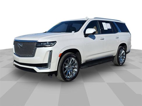 Used 2022 Cadillac Escalade Premium Luxury w/ LPO, Radiant Package image 9