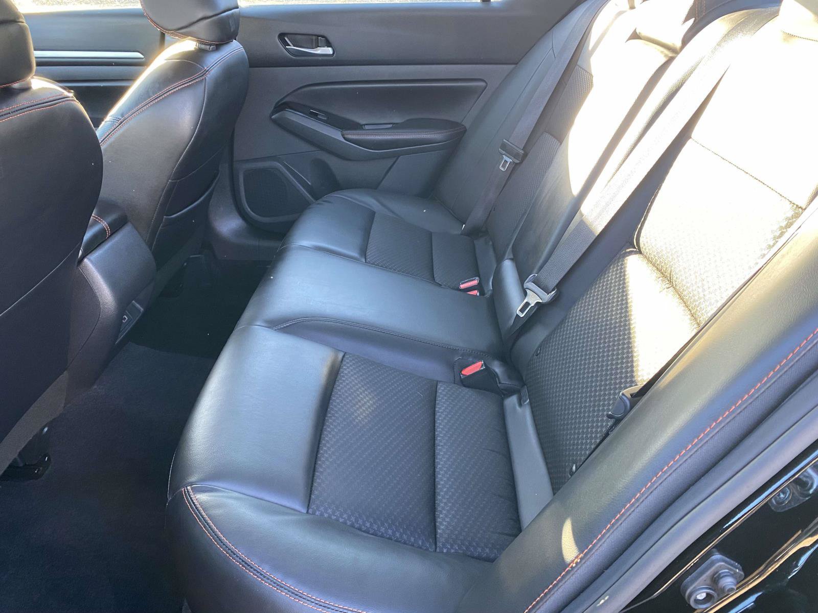 Used 2024 Nissan Altima 2.5 SR FWD image 21
