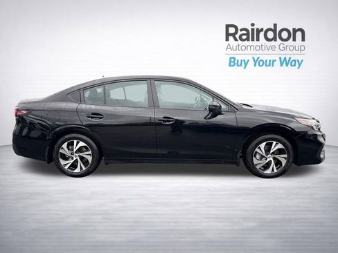 Used 2025 Subaru Legacy Premium image 9