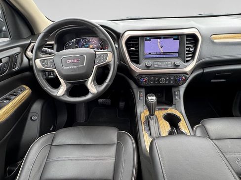 Used 2017 GMC Acadia Denali w/ Technology Package AWD/4WD image 24