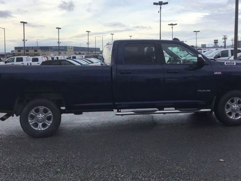 Used 2021 RAM 2500 Big Horn w/ Level 1 Equipment Group image 9