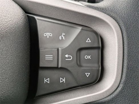 New 2025 Ford Bronco 4-Door image 16