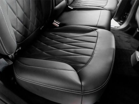 Used 2025 Mercedes-Benz G 63 AMG 4MATIC image 35