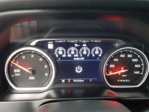 Used 2020 Chevrolet Silverado 1500 High Country w/ Technology Package image 16