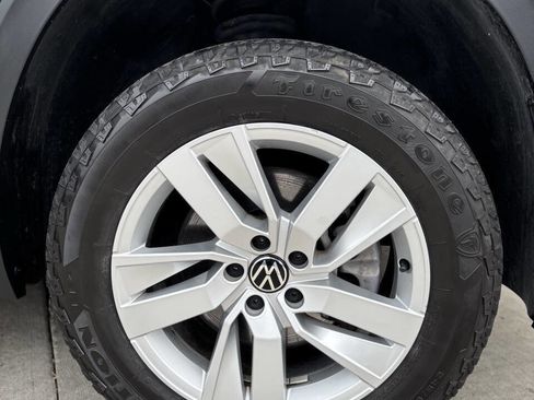 Used 2021 Volkswagen Atlas S image 3