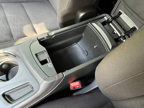 Used 2025 Dodge Durango GT w/ Blacktop Package AWD/4WD image 31