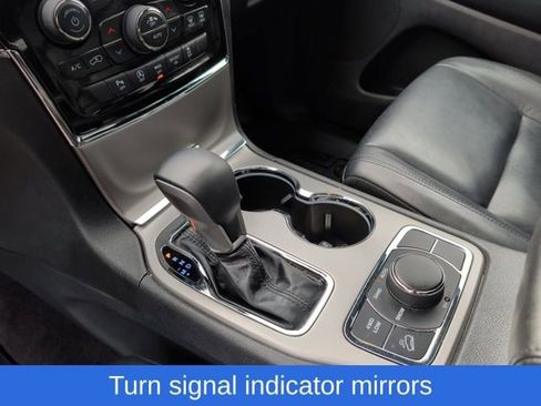 Used 2019 Jeep Grand Cherokee Limited image 34