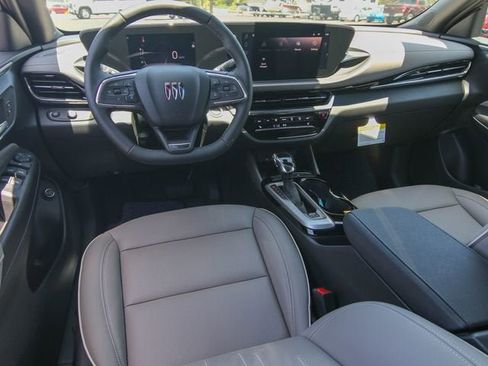 New 2026 Buick Envista Avenir FWD image 16