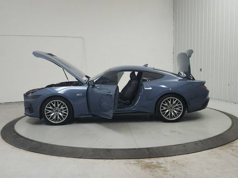 Used 2026 Ford Mustang GT Premium RWD image 13