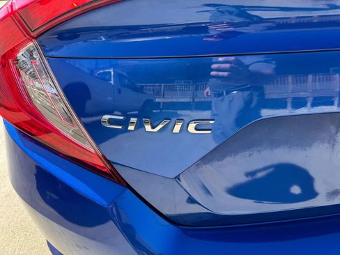 Used 2020 Honda Civic Sport image 8
