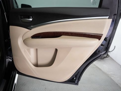 Used 2017 Acura MDX FWD image 41