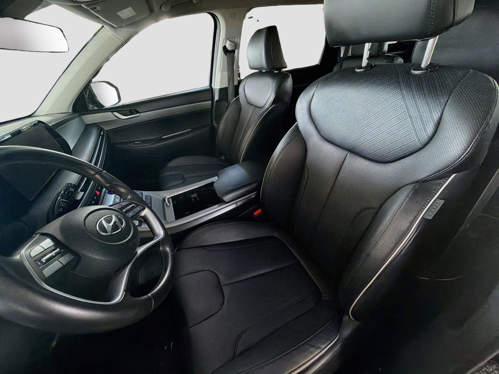 Used 2025 Hyundai Palisade SEL AWD/4WD image 13