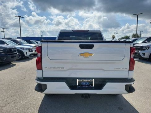 Used 2024 Chevrolet Silverado 1500 Custom RWD image 5