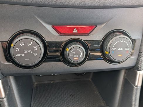 Used 2021 Subaru Forester Premium image 17