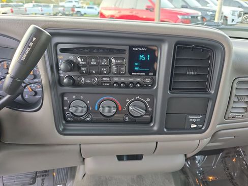 Used 2000 Chevrolet Silverado 1500 LS image 13