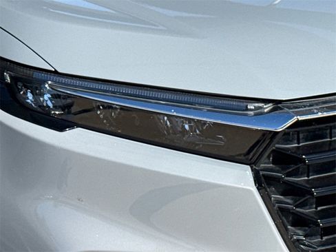 Used 2023 Honda CR-V EX-L image 4