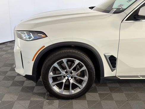 Used 2025 BMW X5 xDrive40i image 9