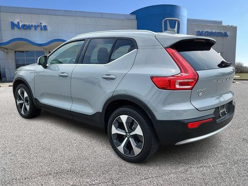 Used 2024 Volvo XC40 B5 Plus w/ Climate Package AWD/4WD image 3