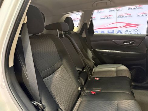 Used 2020 Nissan Rogue SV image 35