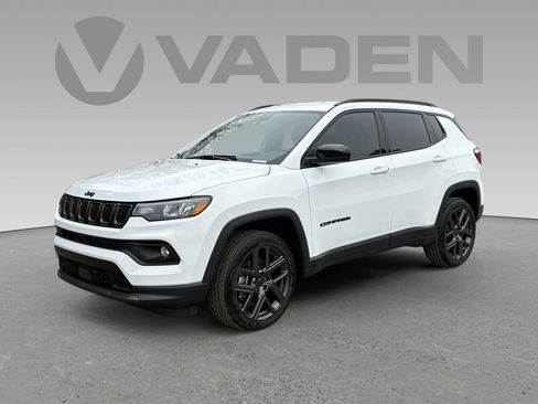 New 2026 Jeep Compass Latitude image 23