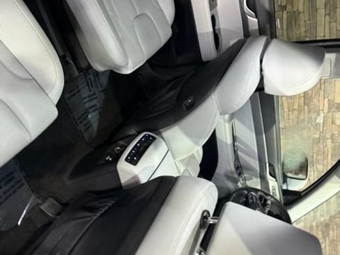 Used 2022 Hyundai Palisade SEL w/ Premium Package AWD/4WD image 33